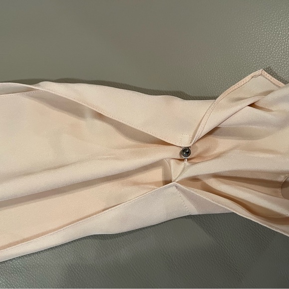 ROLAND MOURET Haynes Cold shoulder Long Sleeve 100% Silk Blouse. - Picture 8 of 17